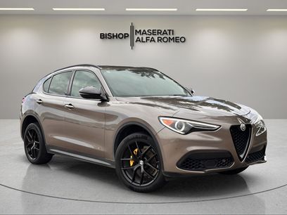 Used 2019 Alfa Romeo Stelvio w/ Nero Edizione