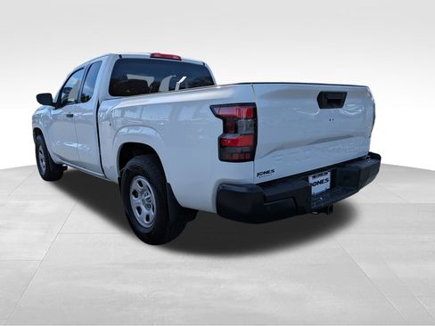 Used 2024 Nissan Frontier S w/ Technology Package image 8