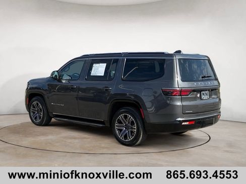 Used 2022 Jeep Wagoneer Series III image 5