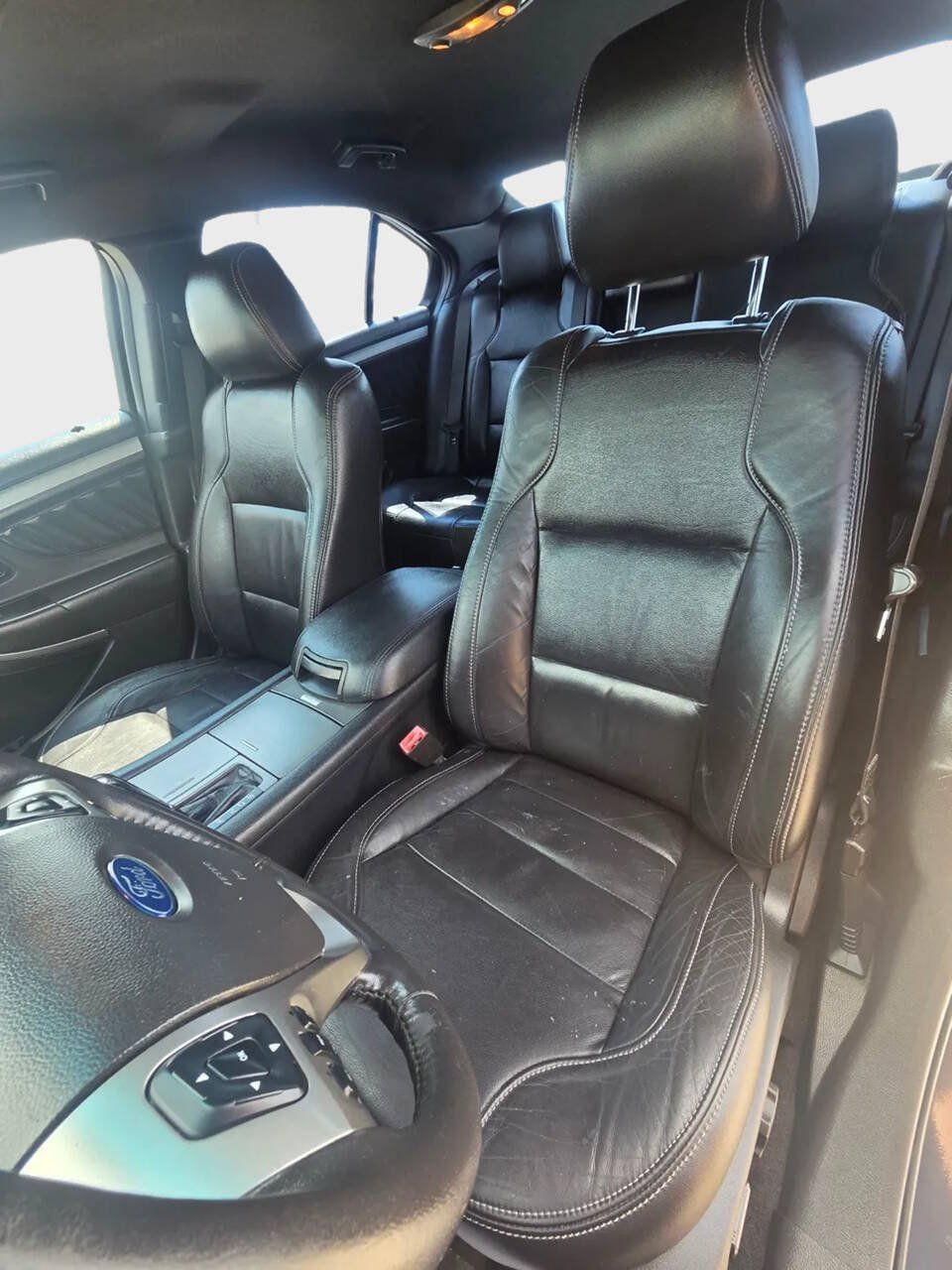 Used 2017 Ford Taurus SEL FWD image 9