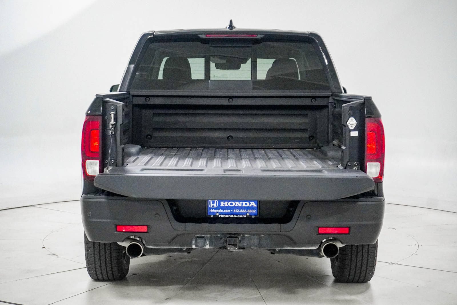 Used 2023 Honda Ridgeline RTL-E image 8