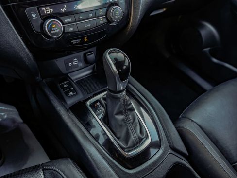 Used 2022 Nissan Rogue Sport SL image 26