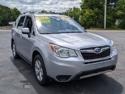 Used 2016 Subaru Forester 2.5i Premium w/ All-Weather Package AWD/4WD image 3