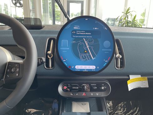 Used 2025 MINI Cooper Countryman S image 17