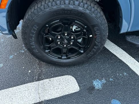 Used 2025 Ford Ranger XLT w/ Black Appearance Package image 10