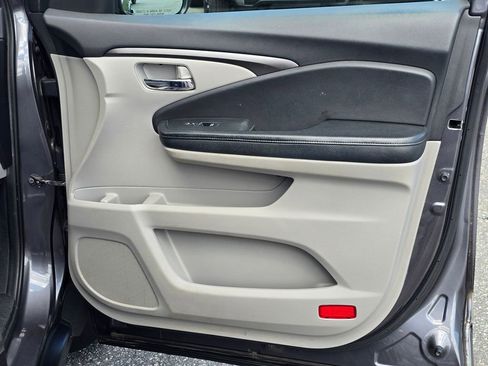 Used 2016 Honda Pilot LX image 47
