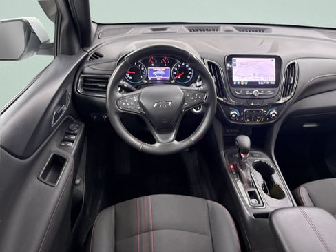 Used 2022 Chevrolet Equinox RS w/ Infotainment Package AWD/4WD image 11