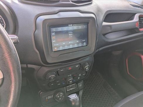 Used 2020 Jeep Renegade Trailhawk w/ Cold Weather Group image 12