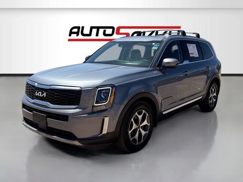 Used 2022 Kia Telluride EX AWD/4WD image 3