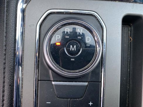 Used 2020 Ford Expedition XLT w/ Equipment Group 202A image 12