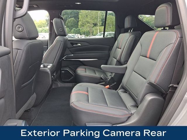Used 2026 Chevrolet Traverse RS AWD/4WD image 17
