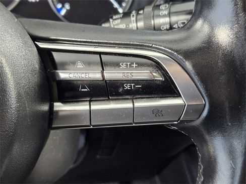 Used 2022 MAZDA MAZDA3 s image 26