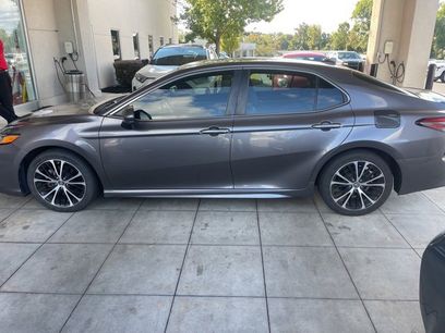 Used 2019 Toyota Camry SE