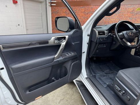 Used 2021 Lexus GX 460 Premium image 9