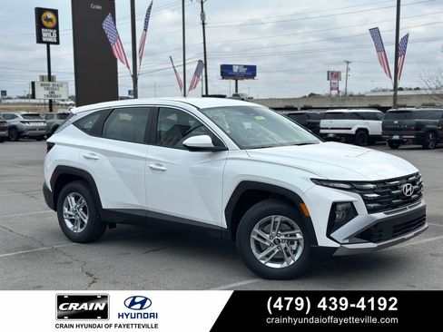 New 2026 Hyundai Tucson SE FWD image 1