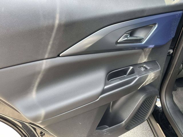 Used 2026 Chevrolet Equinox EV LT AWD/4WD image 7