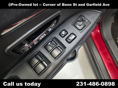 Used 2025 Mitsubishi Outlander Sport AWD image 11