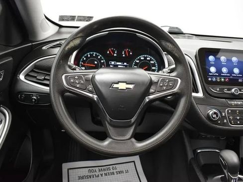Used 2023 Chevrolet Malibu LT FWD image 20