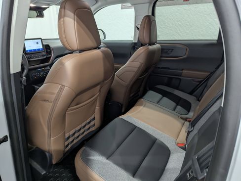 Used 2024 Ford Bronco Sport Outer Banks AWD/4WD image 12