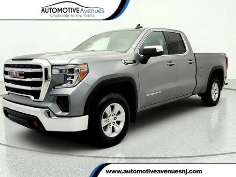 Used 2022 GMC Sierra 1500 SLE AWD/4WD image 1