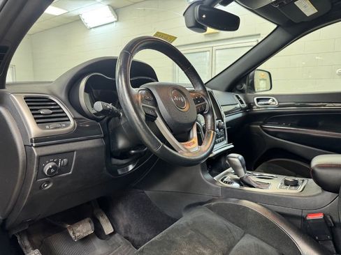 Used 2017 Jeep Grand Cherokee Trailhawk image 13