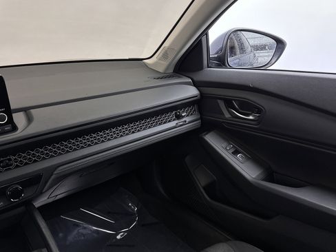 Used 2024 Honda Accord EX image 29