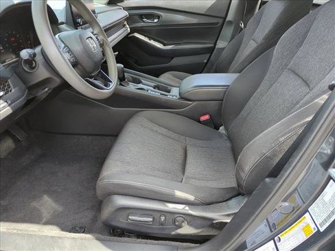 Certified 2023 Honda Accord EX image 16