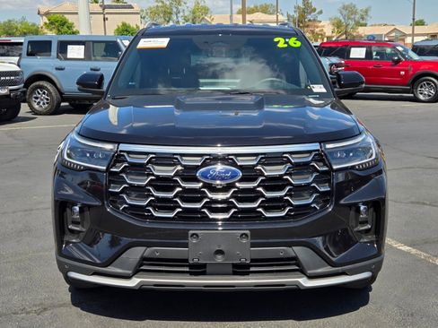 Certified 2026 Ford Explorer Platinum RWD image 8