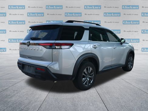 Used 2025 Nissan Pathfinder SV AWD/4WD image 6