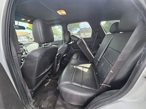 Used 2012 Ford Escape XLT w/ Canadian Comfort Pkg FWD image 22