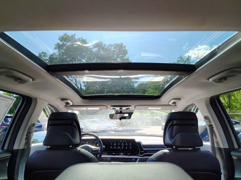 Certified 2023 Kia Sportage SX FWD image 19