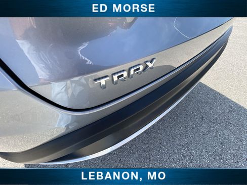 Certified 2025 Chevrolet Trax LT FWD image 29