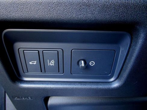 Used 2015 Land Rover Discovery Sport HSE Luxury image 24