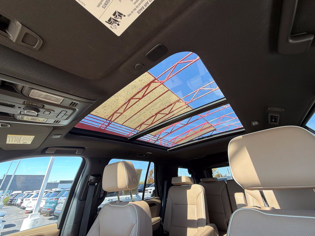 Used 2023 Chevrolet Tahoe Premier AWD/4WD image 47