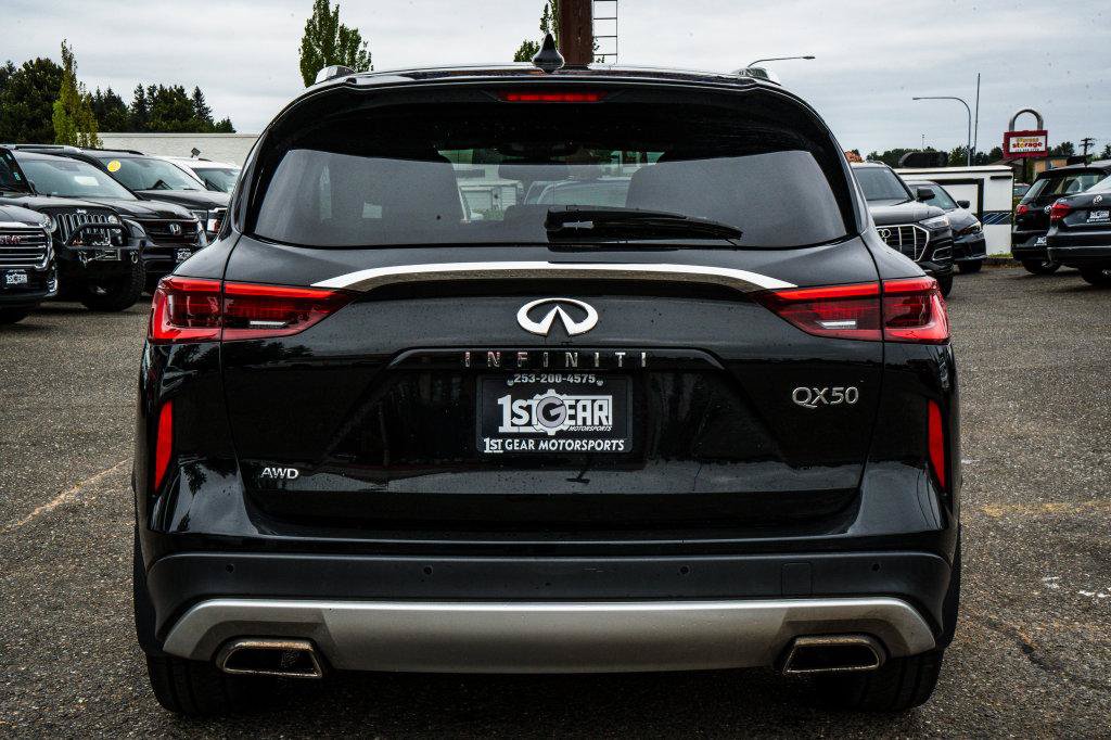 Used 2019 INFINITI QX50 Essential w/ Sensory Package AWD/4WD image 7