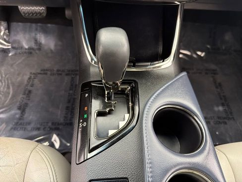 Used 2015 Toyota Avalon XLE Touring FWD image 13