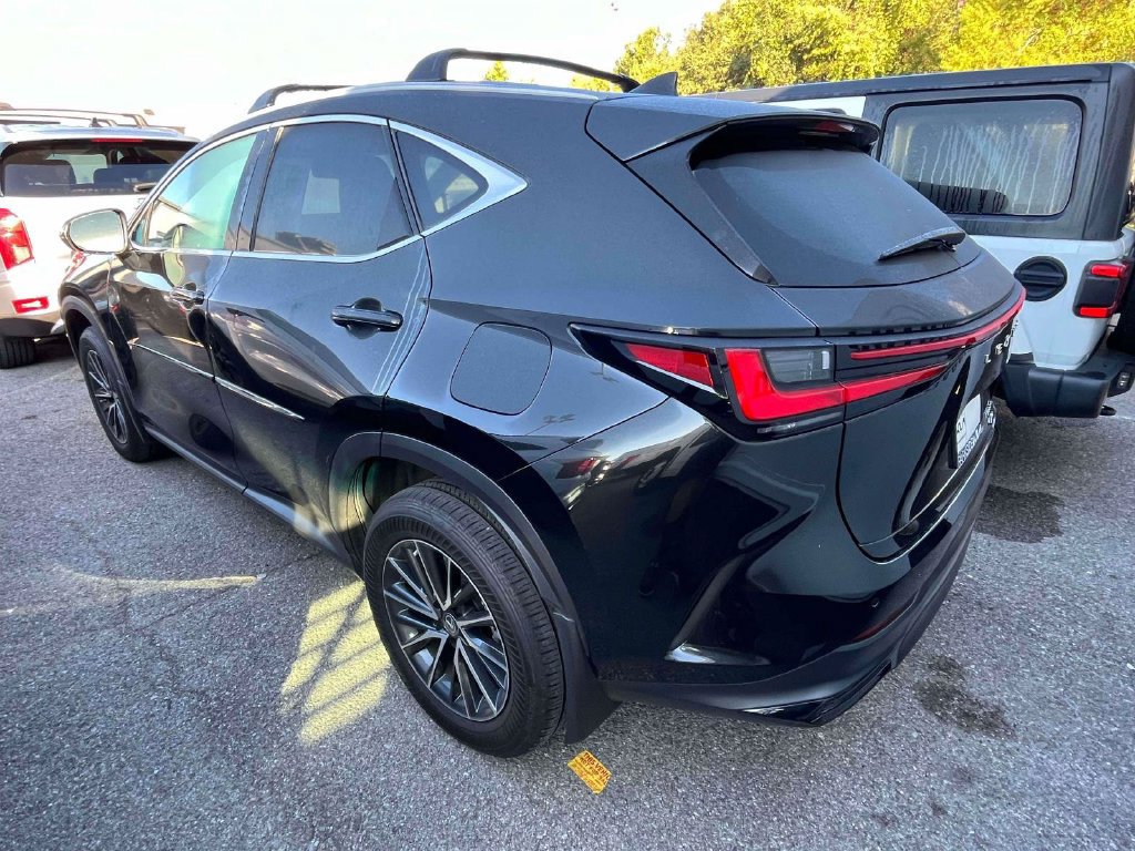 Used 2023 Lexus NX 350 AWD image 3