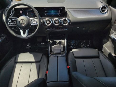 Certified 2022 Mercedes-Benz GLA 250 image 12