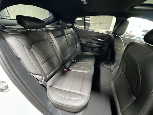 New 2025 Buick Envista Avenir image 26