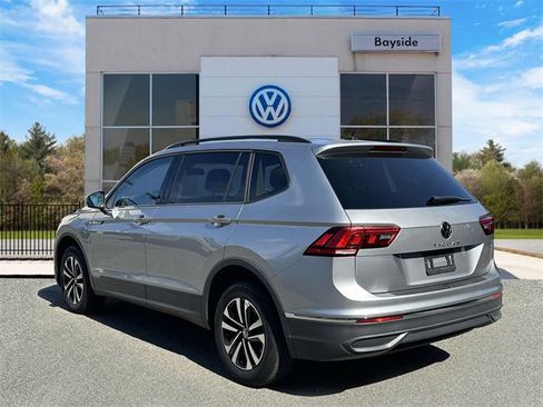 Used 2022 Volkswagen Tiguan S image 6