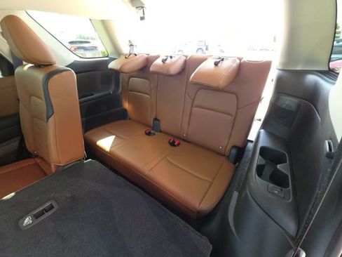 Used 2025 Nissan Pathfinder Platinum w/ Cargo Package image 27