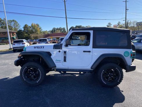 Used 2021 Jeep Wrangler Sport image 8