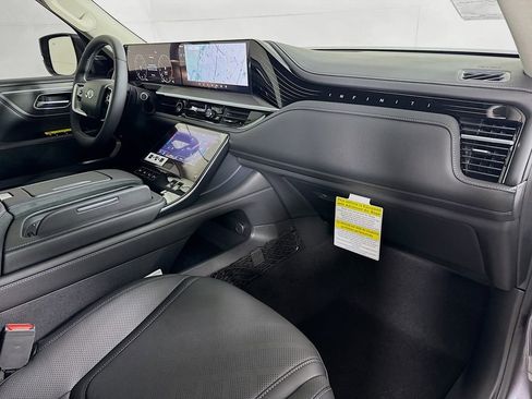 New 2026 INFINITI QX80 Luxe w/ Cargo Package image 39