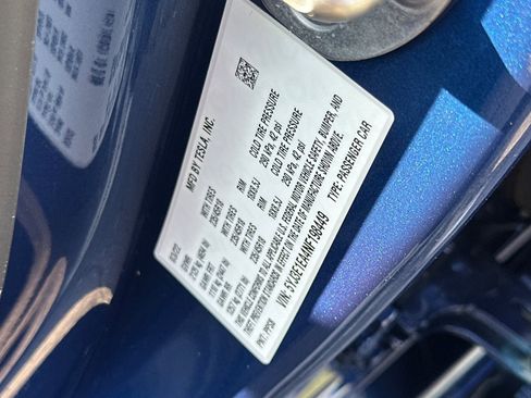 Used 2022 Tesla Model 3 Standard Range image 38