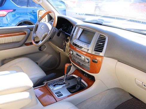 Used 2007 Lexus LX 470 4WD image 12