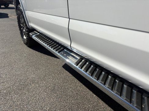 Used 2019 Ford F150 Lariat w/ Trailer Tow Package image 14