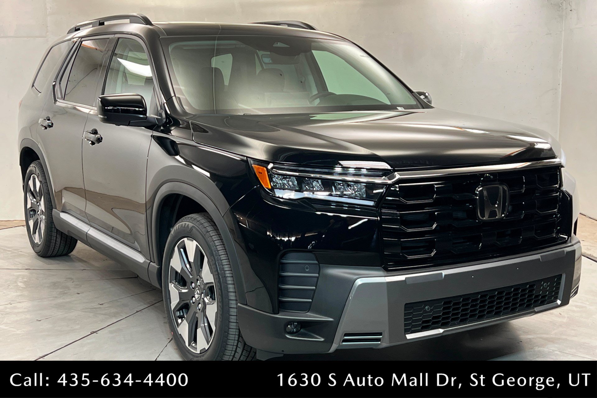 New 2026 Honda Pilot Touring image 7