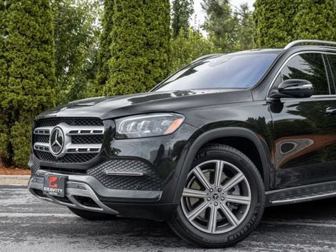 Used 2021 Mercedes-Benz GLS 450 4MATIC image 3