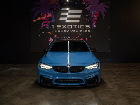 Used 2018 BMW M3 RWD image 2