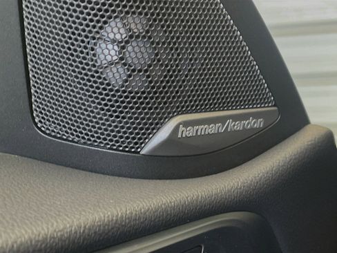 Used 2025 BMW M4 Competition w/ Executive Package image 13